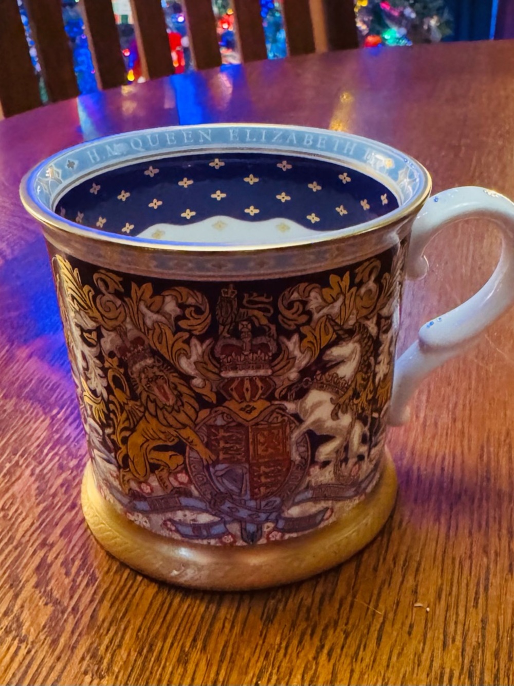 Queen Elizabeth II  Commemorative Decorative TANKARD LONGEST REIGNING MONARCH